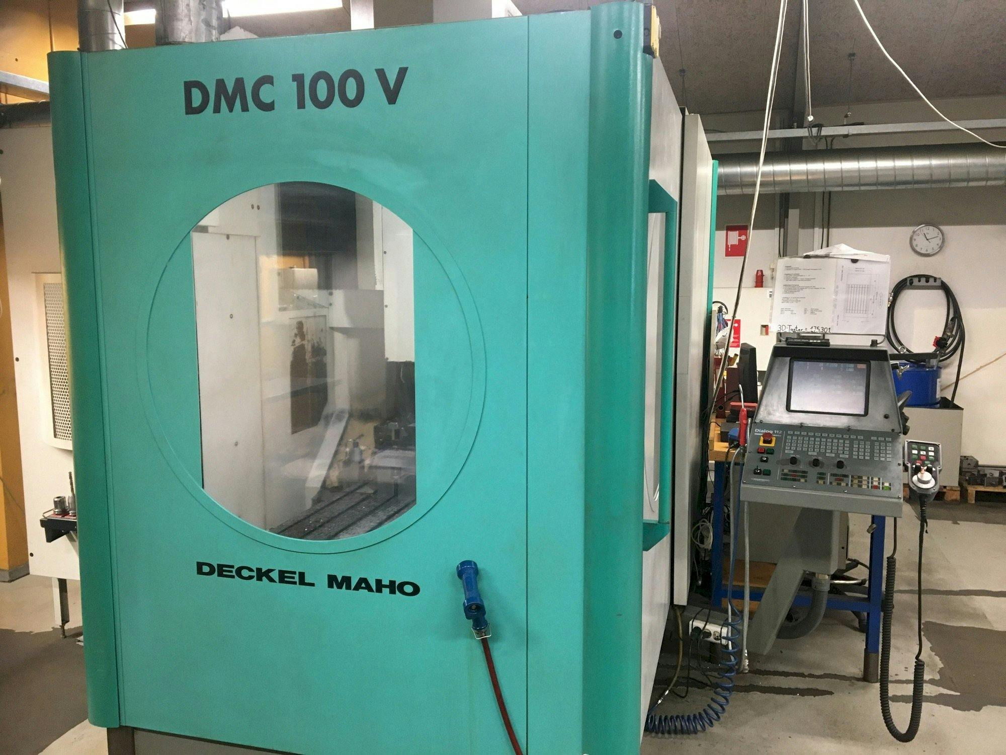 Vue de face de la machine DECKEL DMC 100V