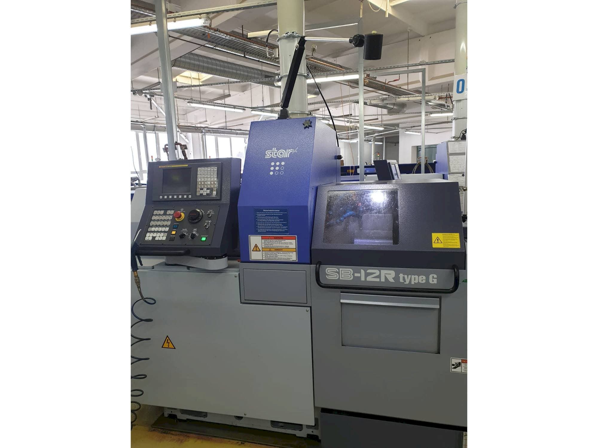 Vue de face de la machine Star SB12 RG