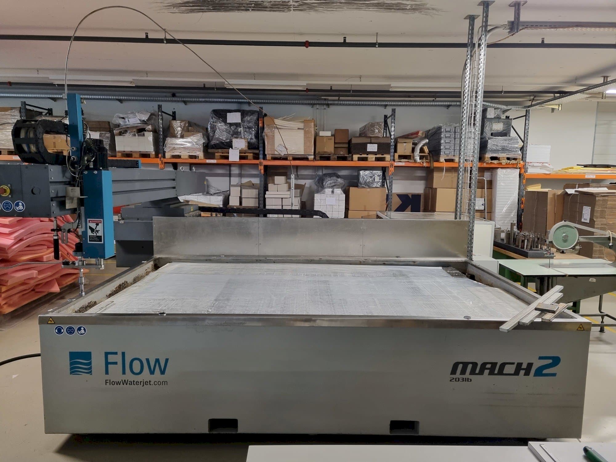 Vue de face de la machine Flow M2 3120 B