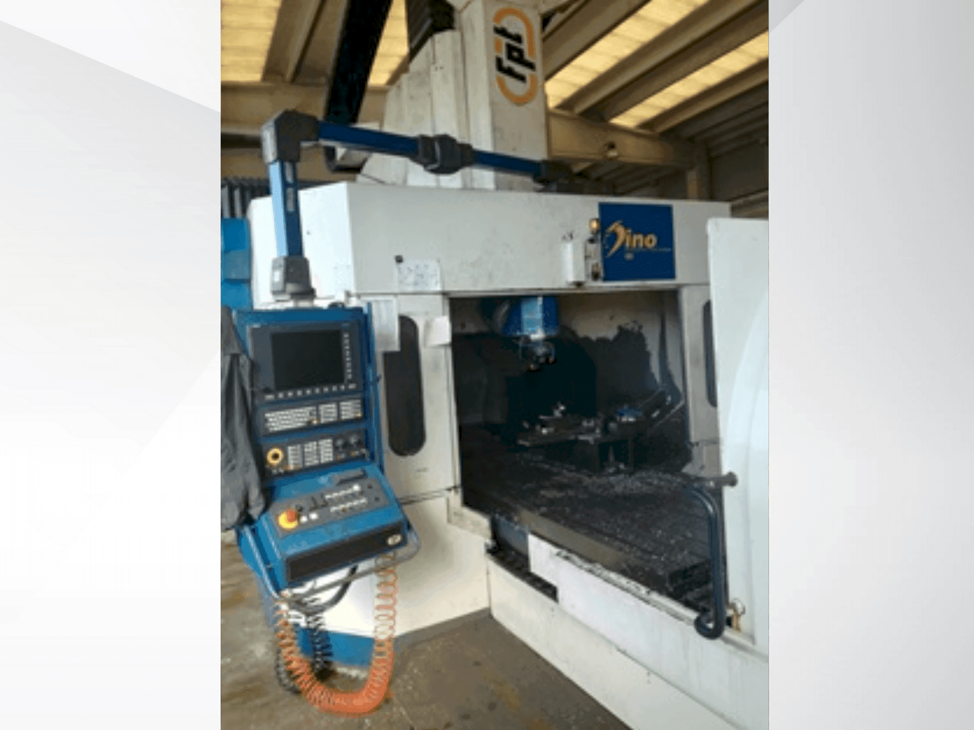 Vue de face de la machine FPT DINO