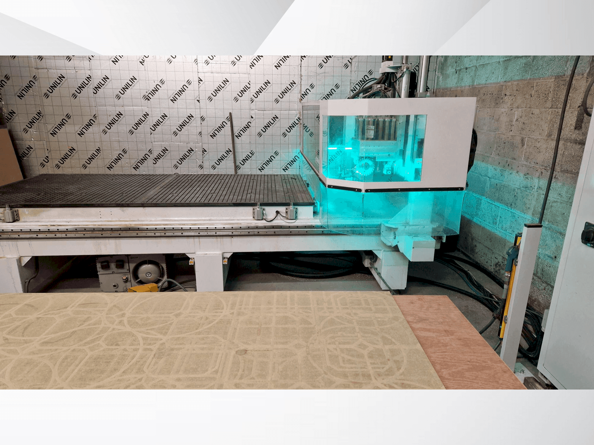 Vue de face de la machine COMEVA MEX V 13/26