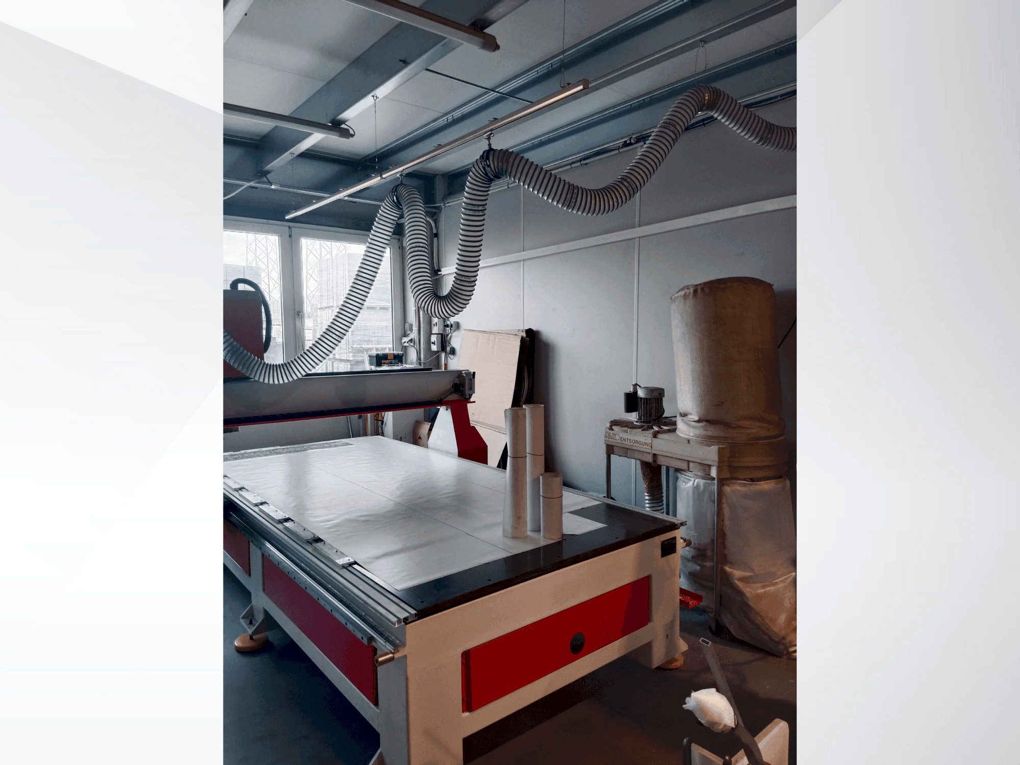 Vue de face de la machine H. Winter Routermax Basic 1325 Eco