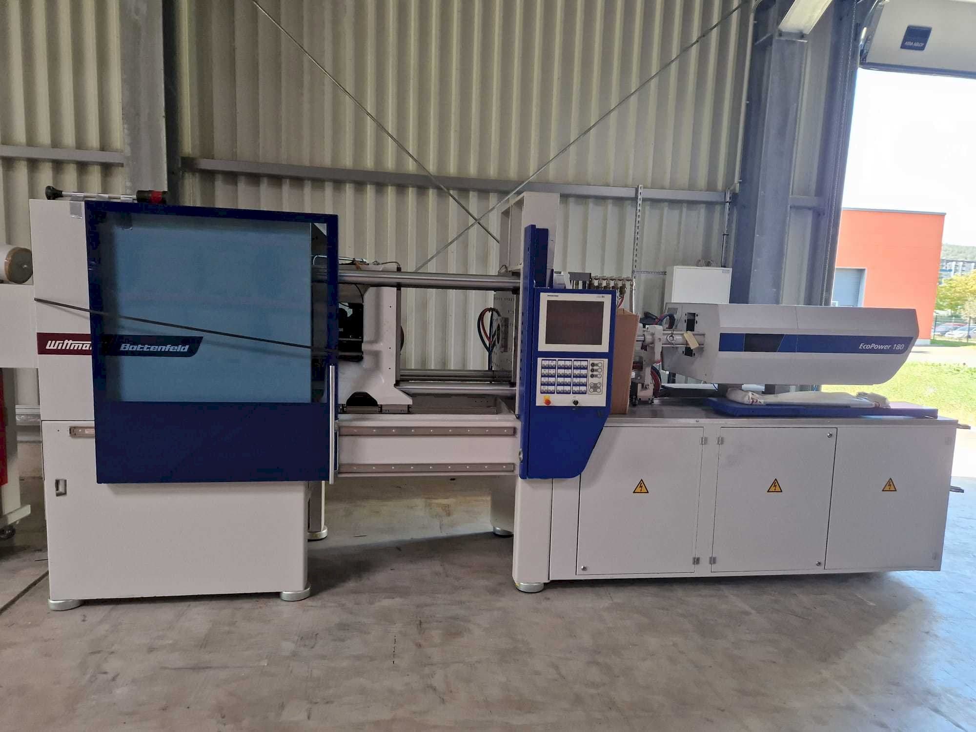 Vue de face de la machine Battenfeld EcoPower180