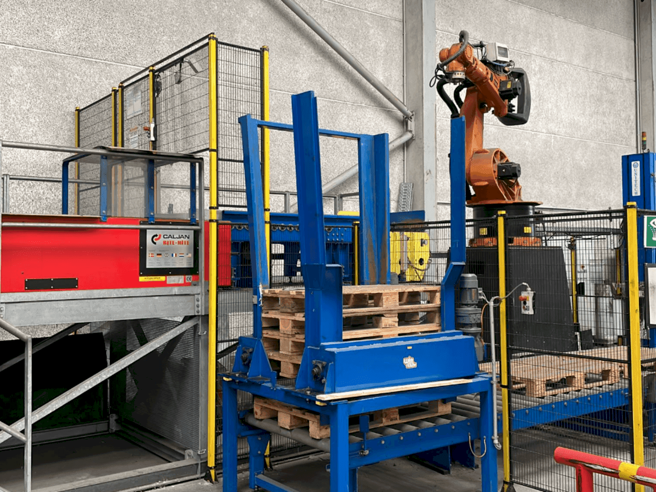 Vue de face de la machine KUKA 600260060