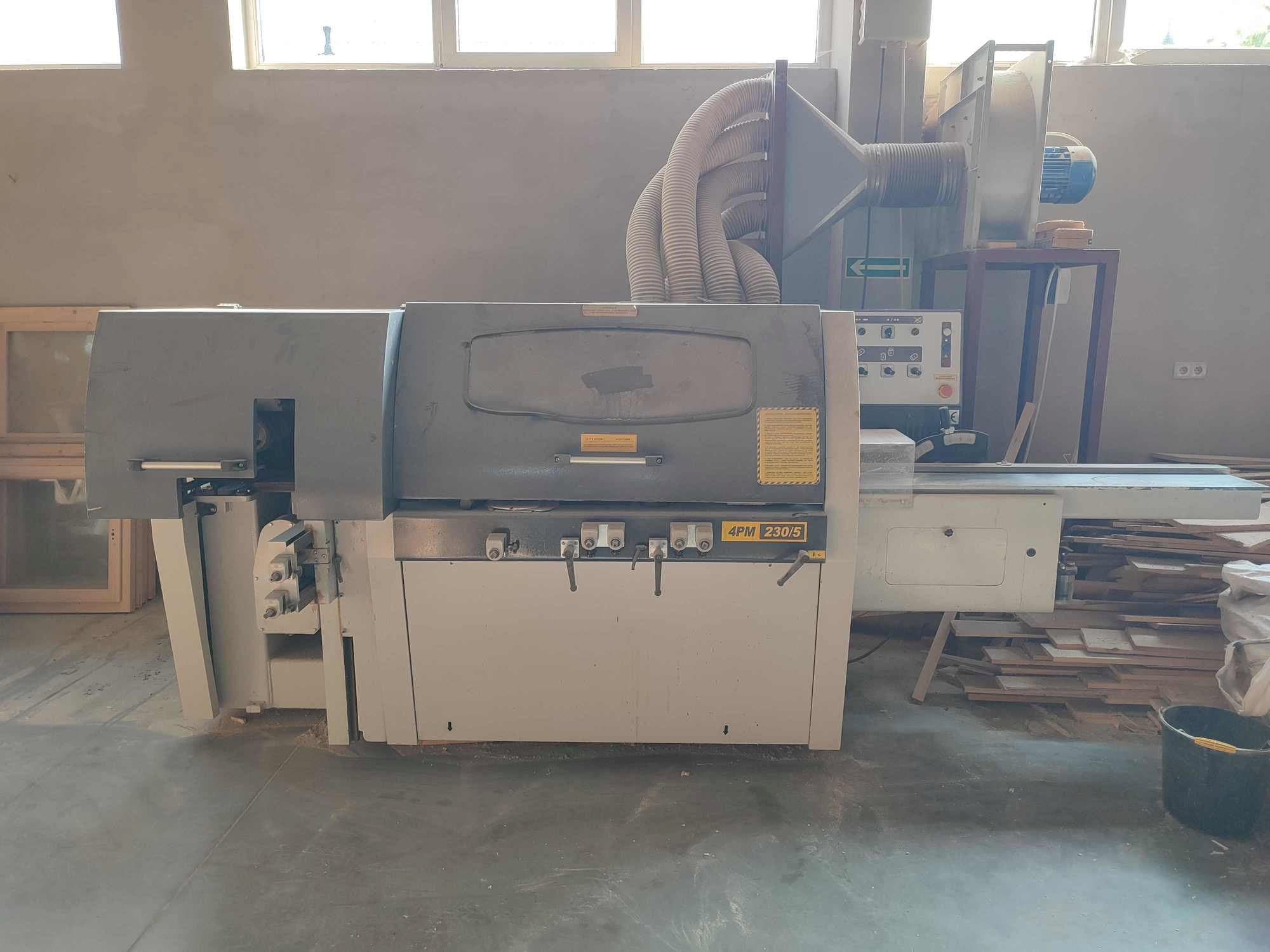 Vue de face de la machine HASKOVO 4PM-230/5