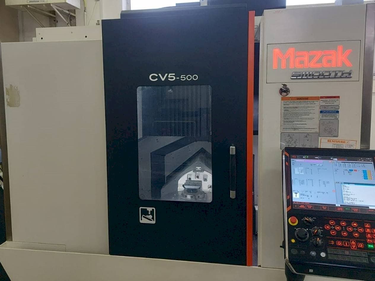 Vue de face de la machine Mazak CV5-500