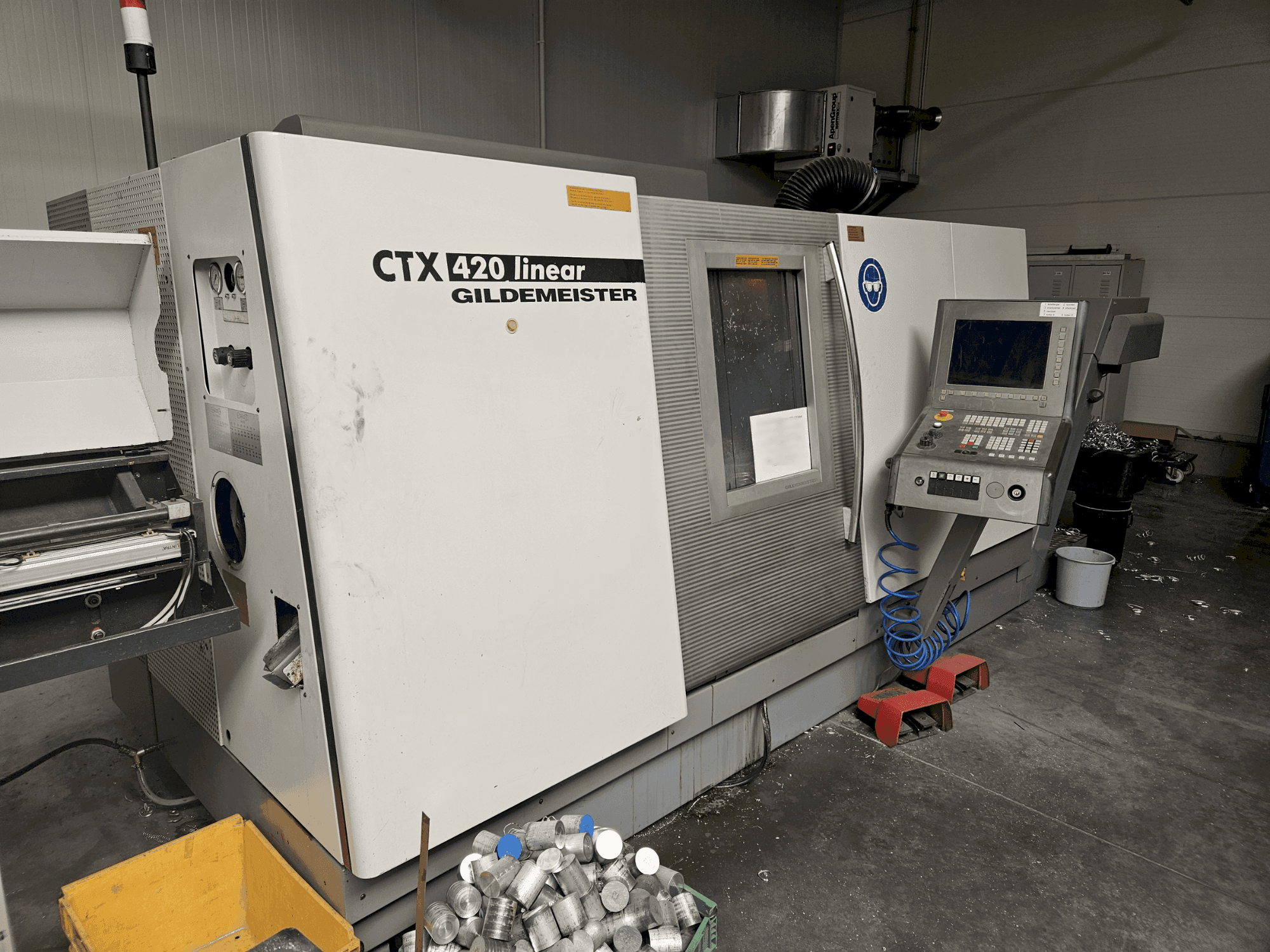Vue de face de la machine Gildemeister CTX 420 Linear