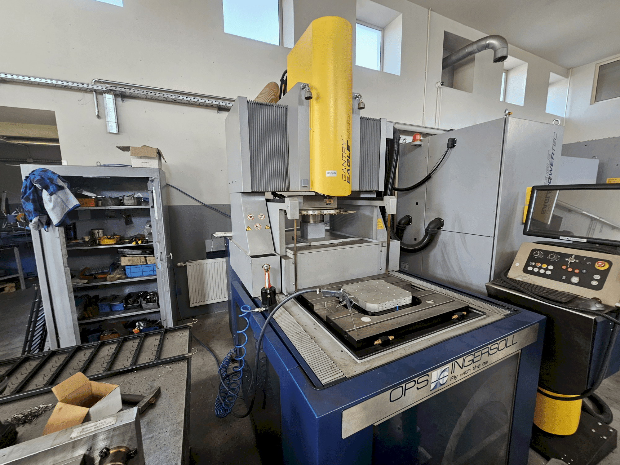 Vue de face de la machine OPS INGERSOLL Gantry Eagle 500