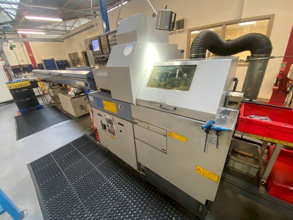 Vue de face de la machine Star SB-16