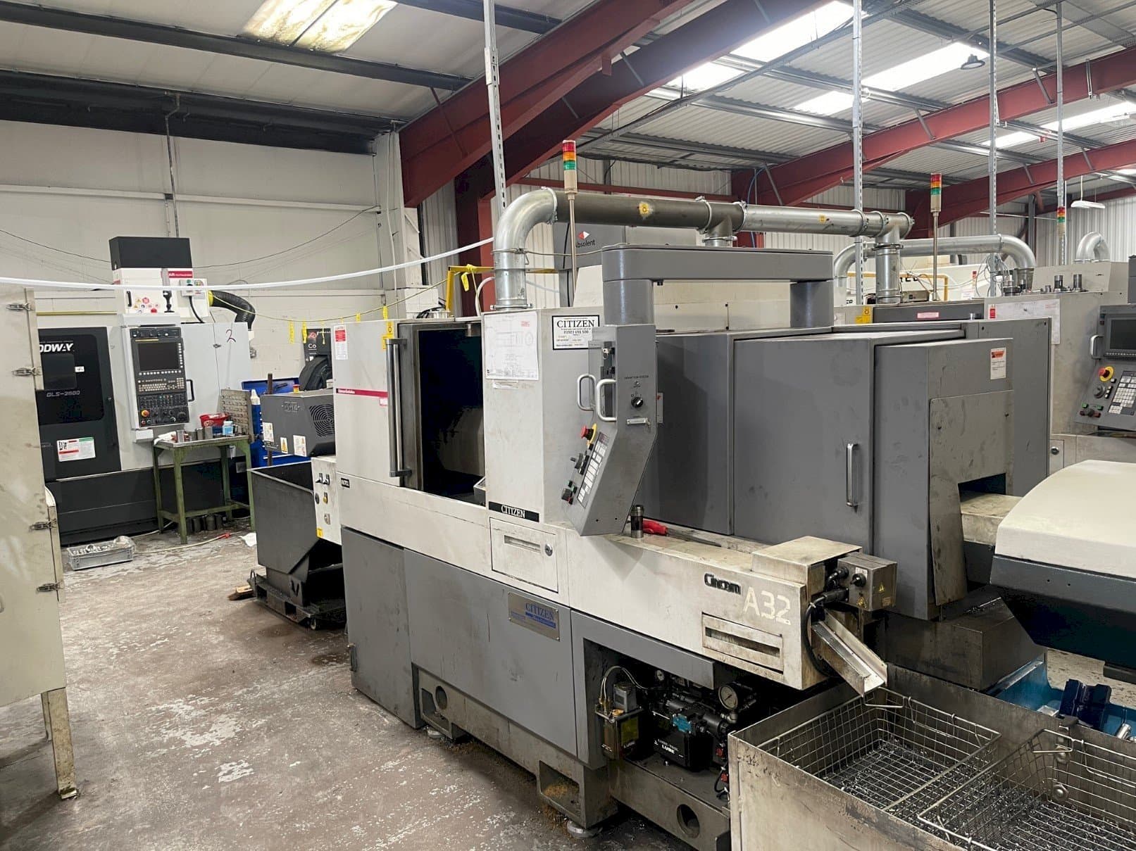 Vue de face de la machine Citizen A32-VII CL