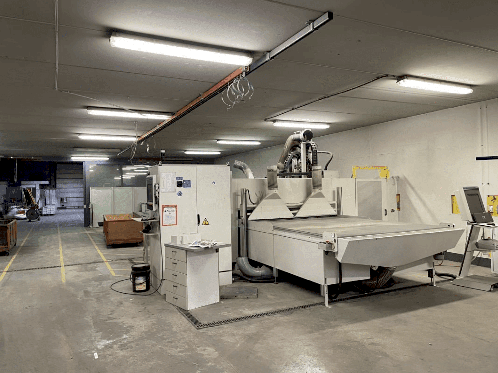 Vue de face de la machine SCM Morbidelli Author M400