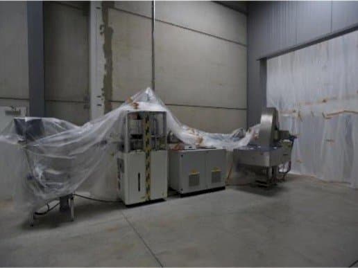 Vue de face de la machine SACMI EL 1500