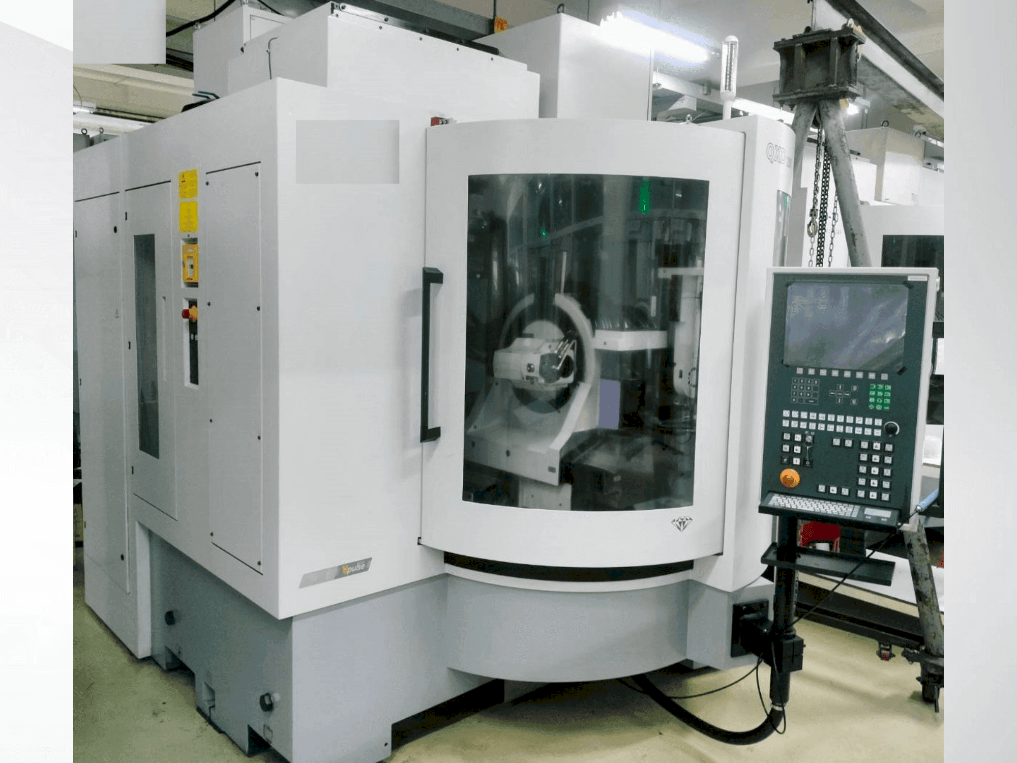 Vue de face de la machine VOLLMER QXD 250