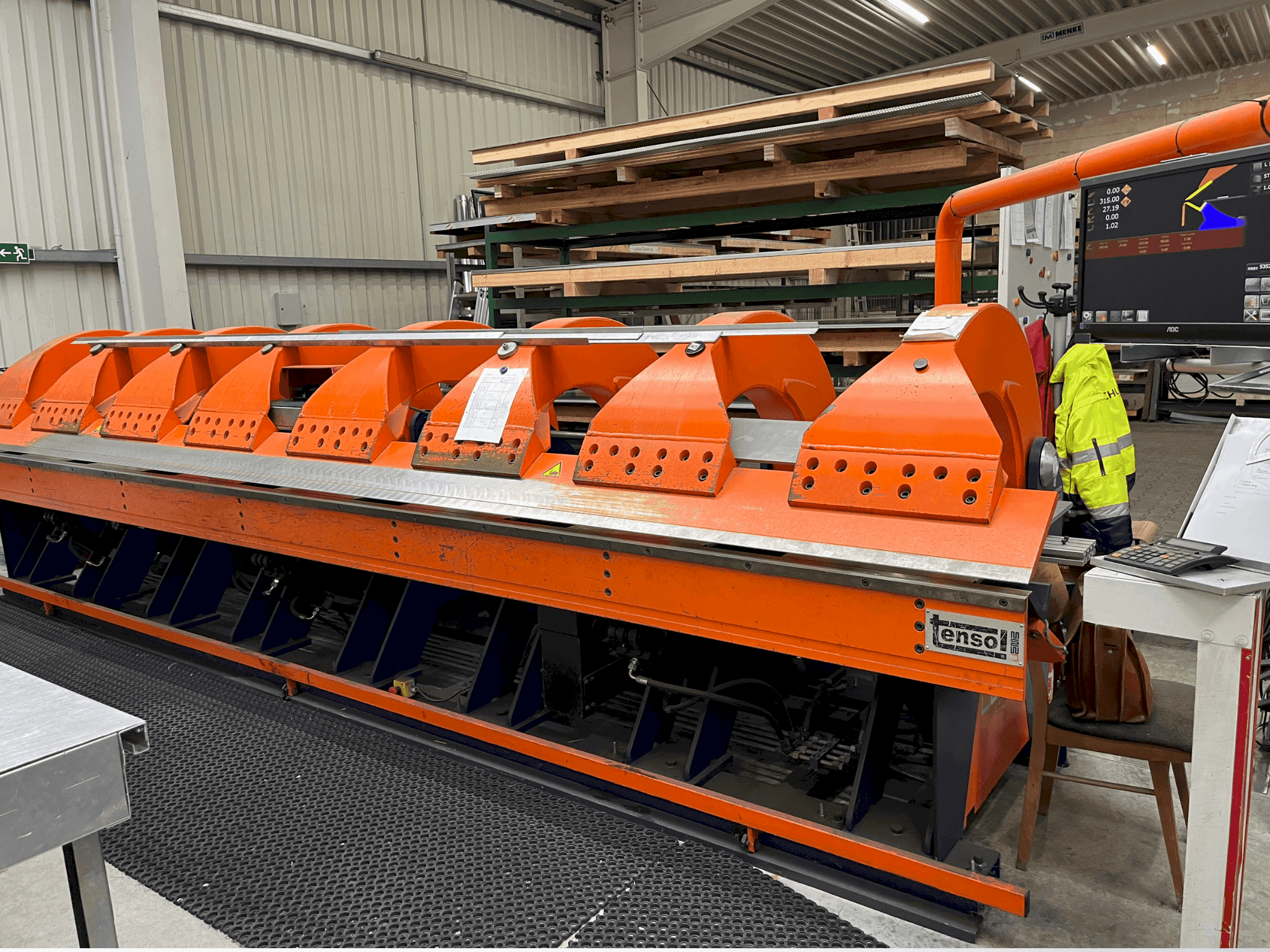 Vue de face de la machine OEMB H200.60