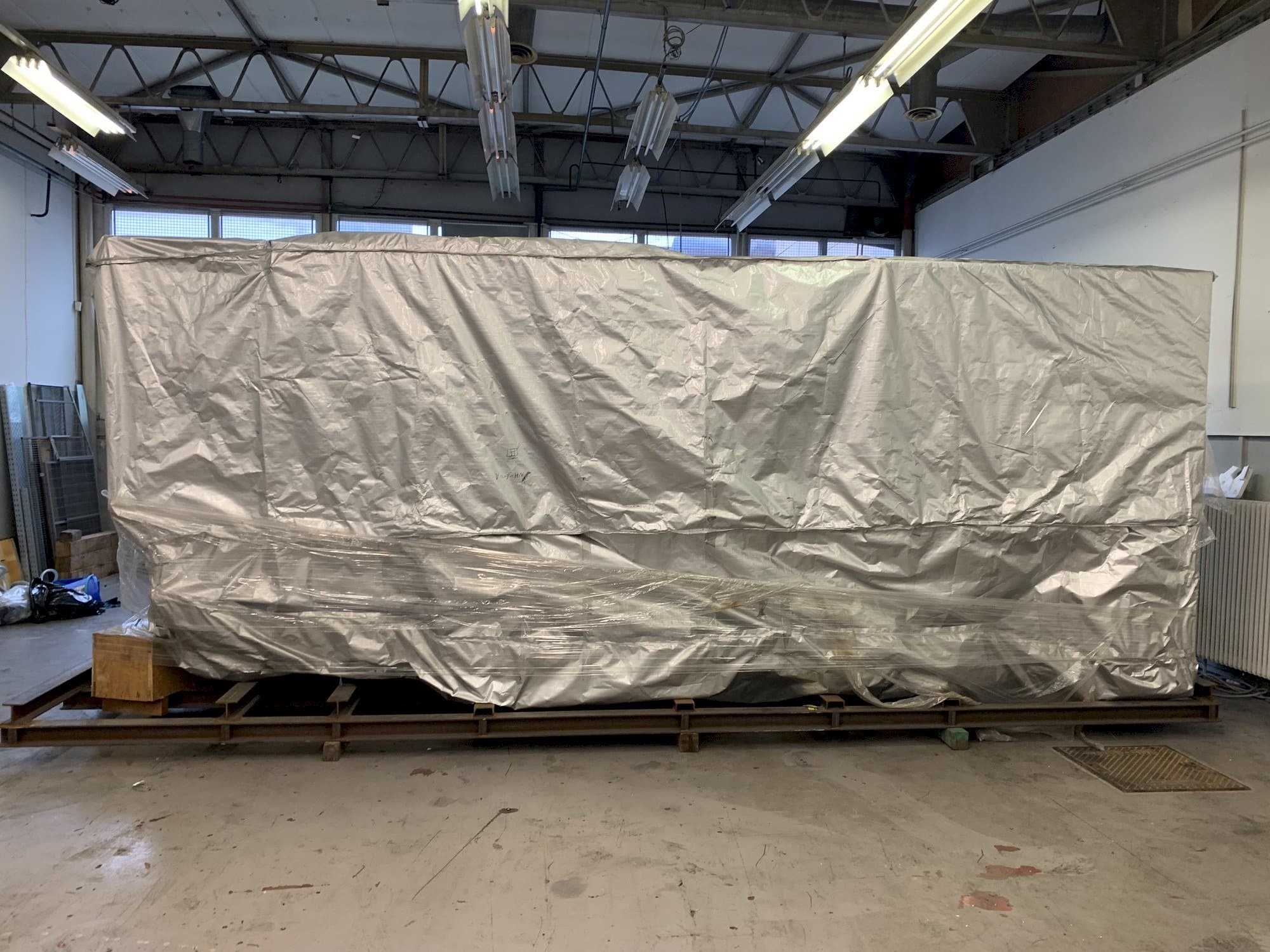 Vue de face de la machine YCM NH 500A