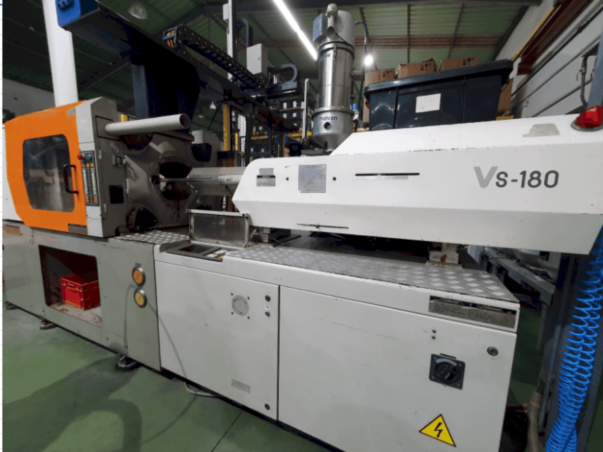 Vue de face de la machine Victor VS180