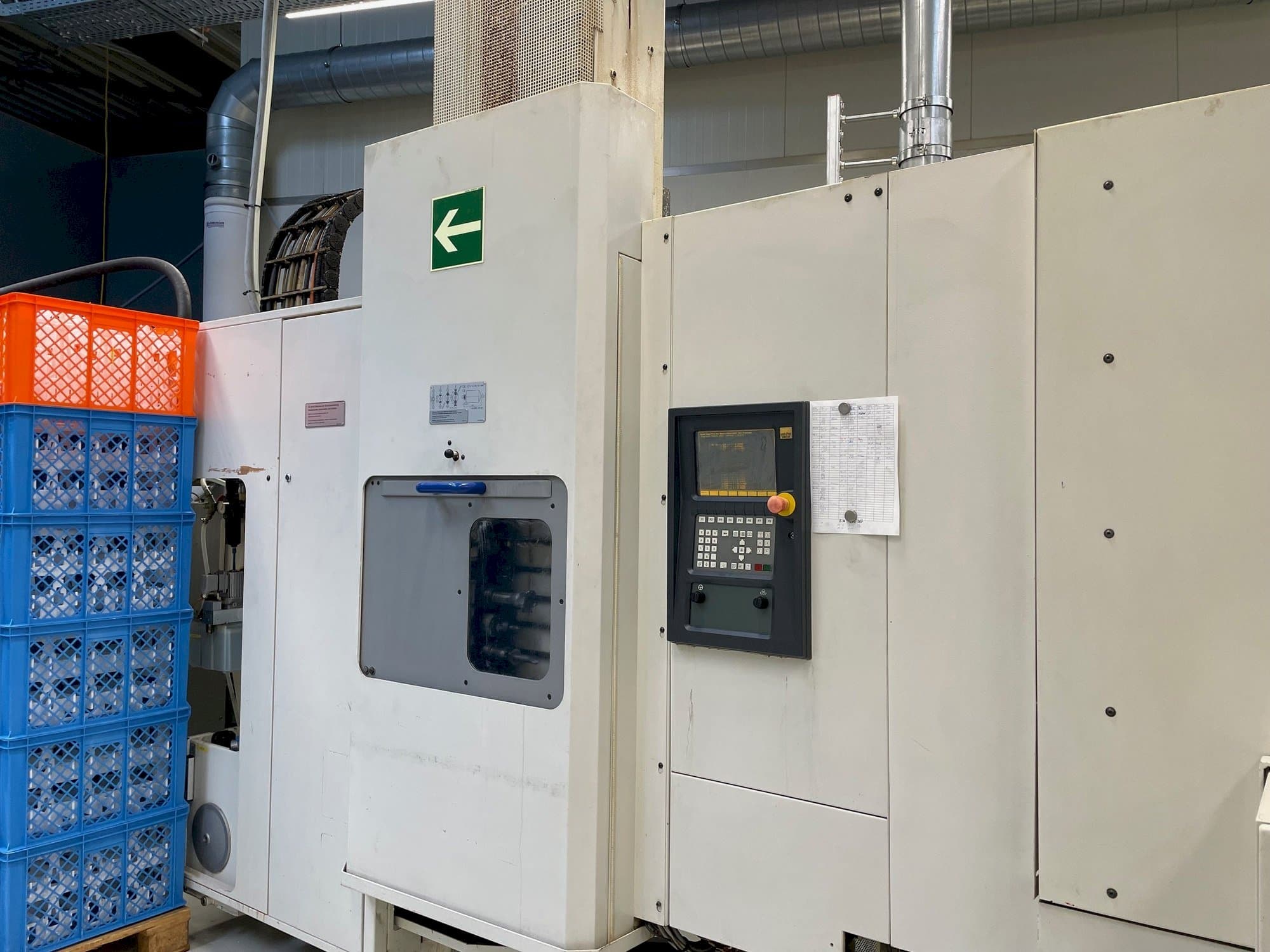 Vue de face de la machine HELLER MC 16