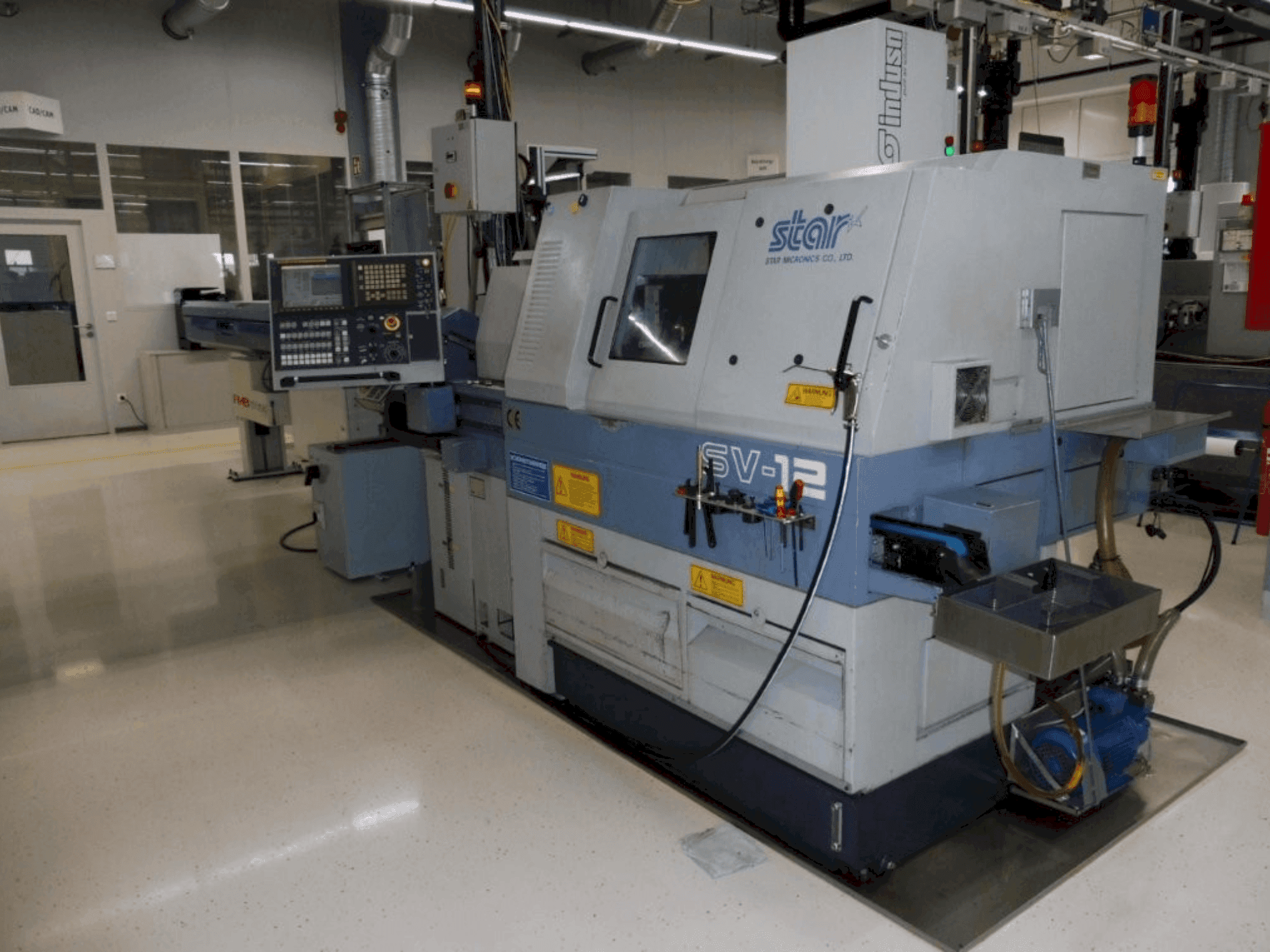 Vue de face de la machine STAR MICRONICS SV-12
