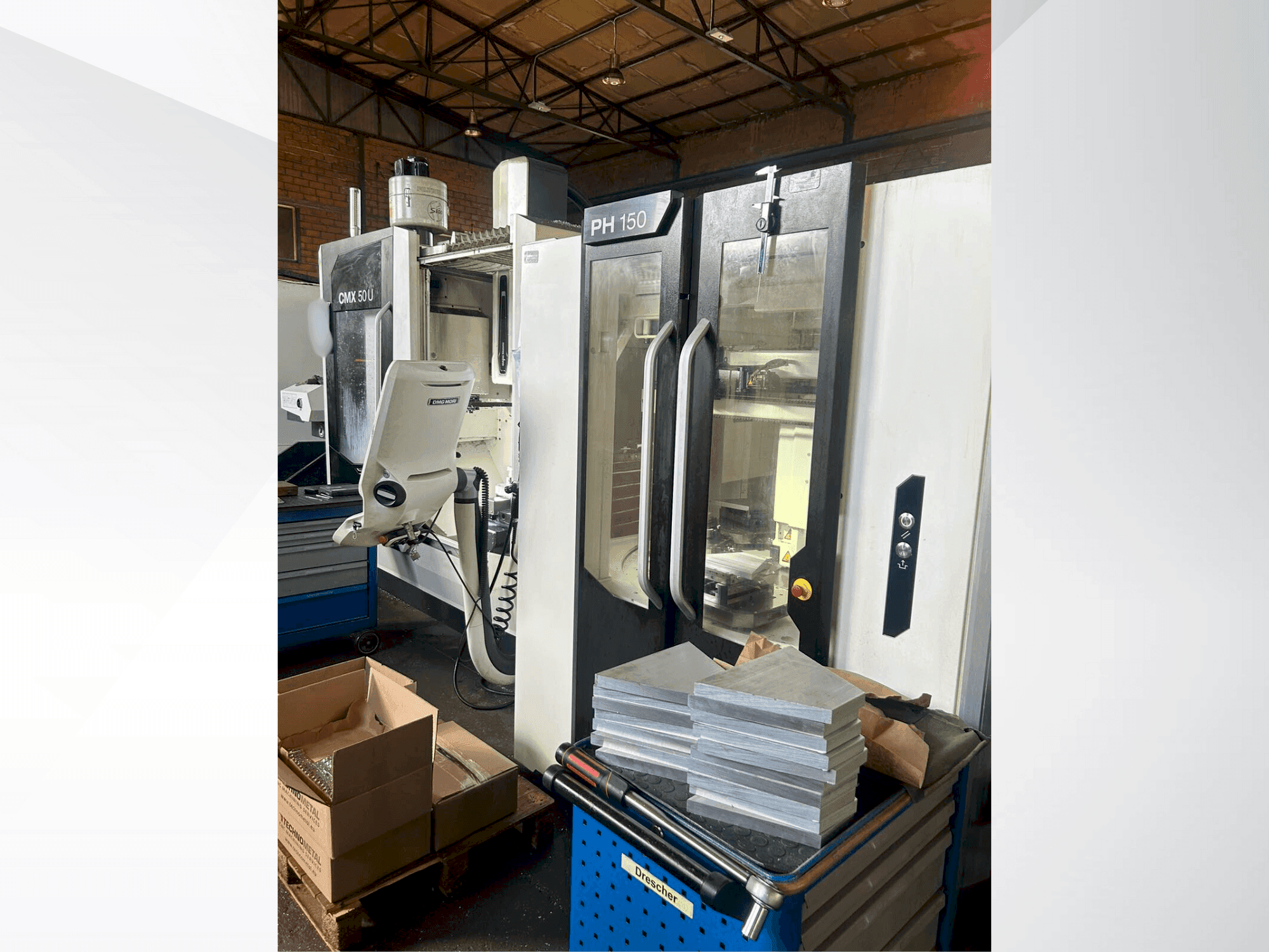 Vue de face de la machine DMG MORI CMX50U
