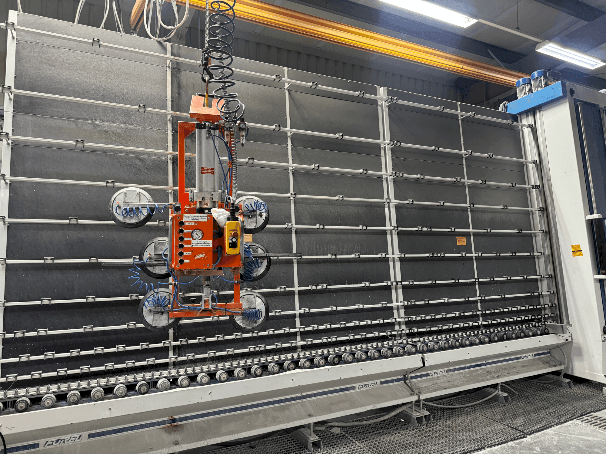 Vue de face de la machine Bystronic GSRA 1100 SH 000 (2014)