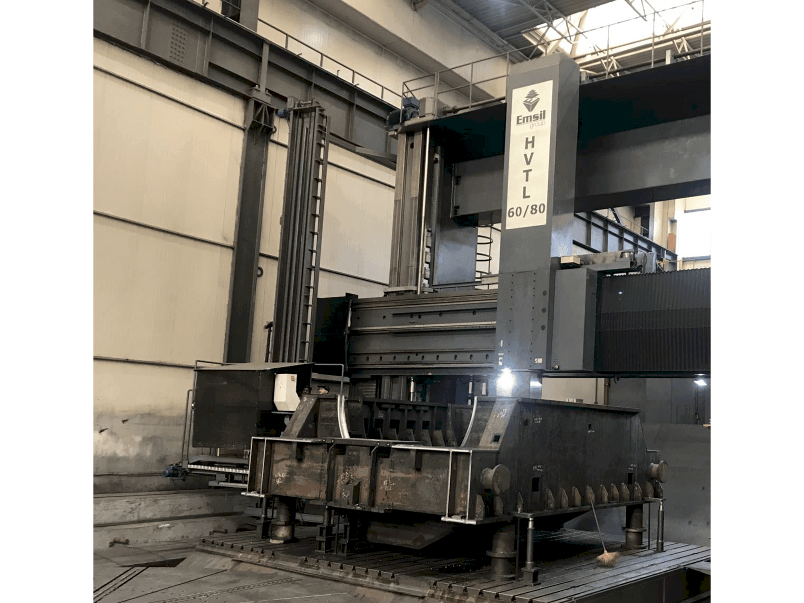 Vue de face de la machine Emsil HVTL 60/80