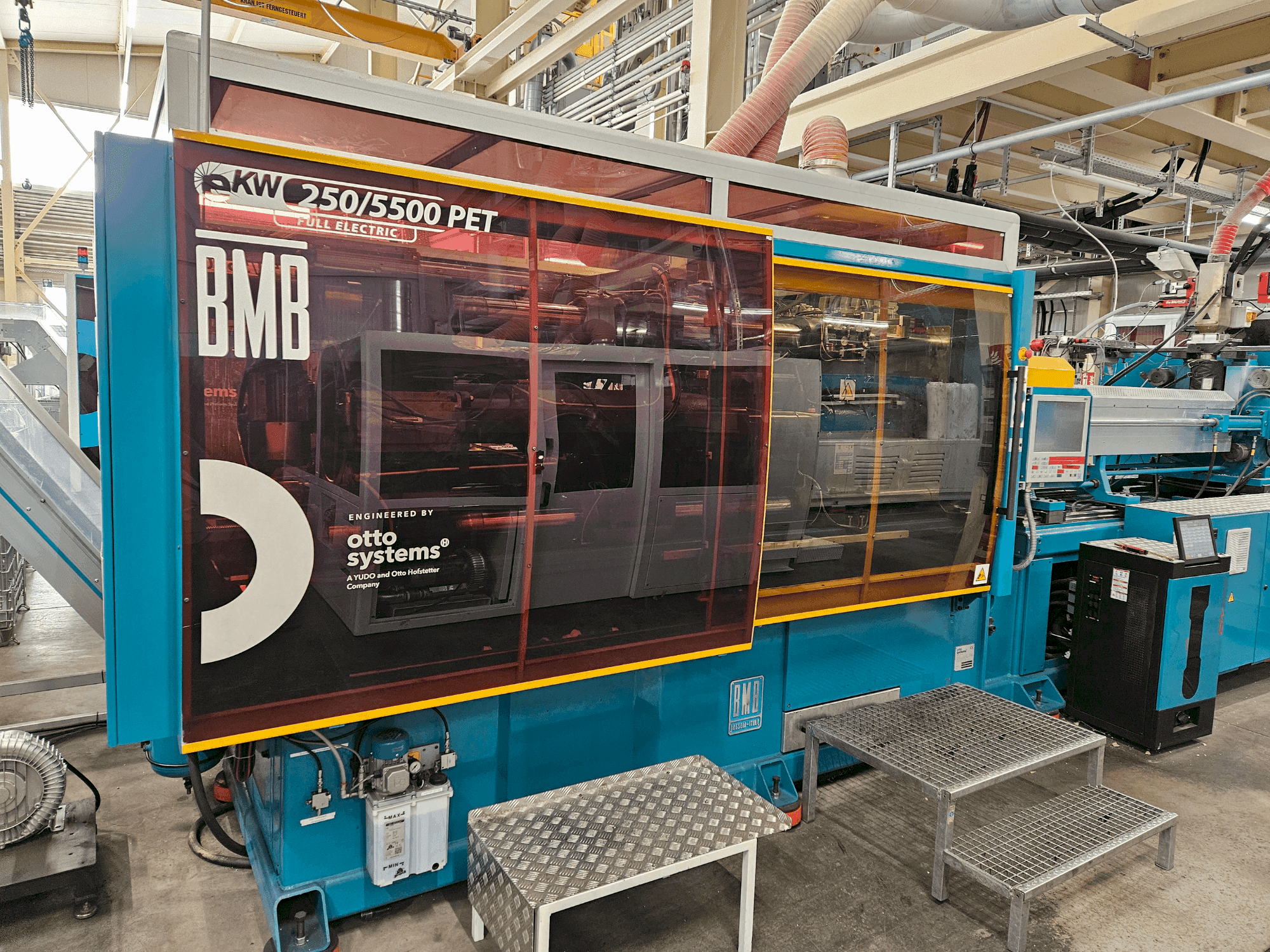 Vue de face de la machine Otto Systems eKW 250/5500 PET