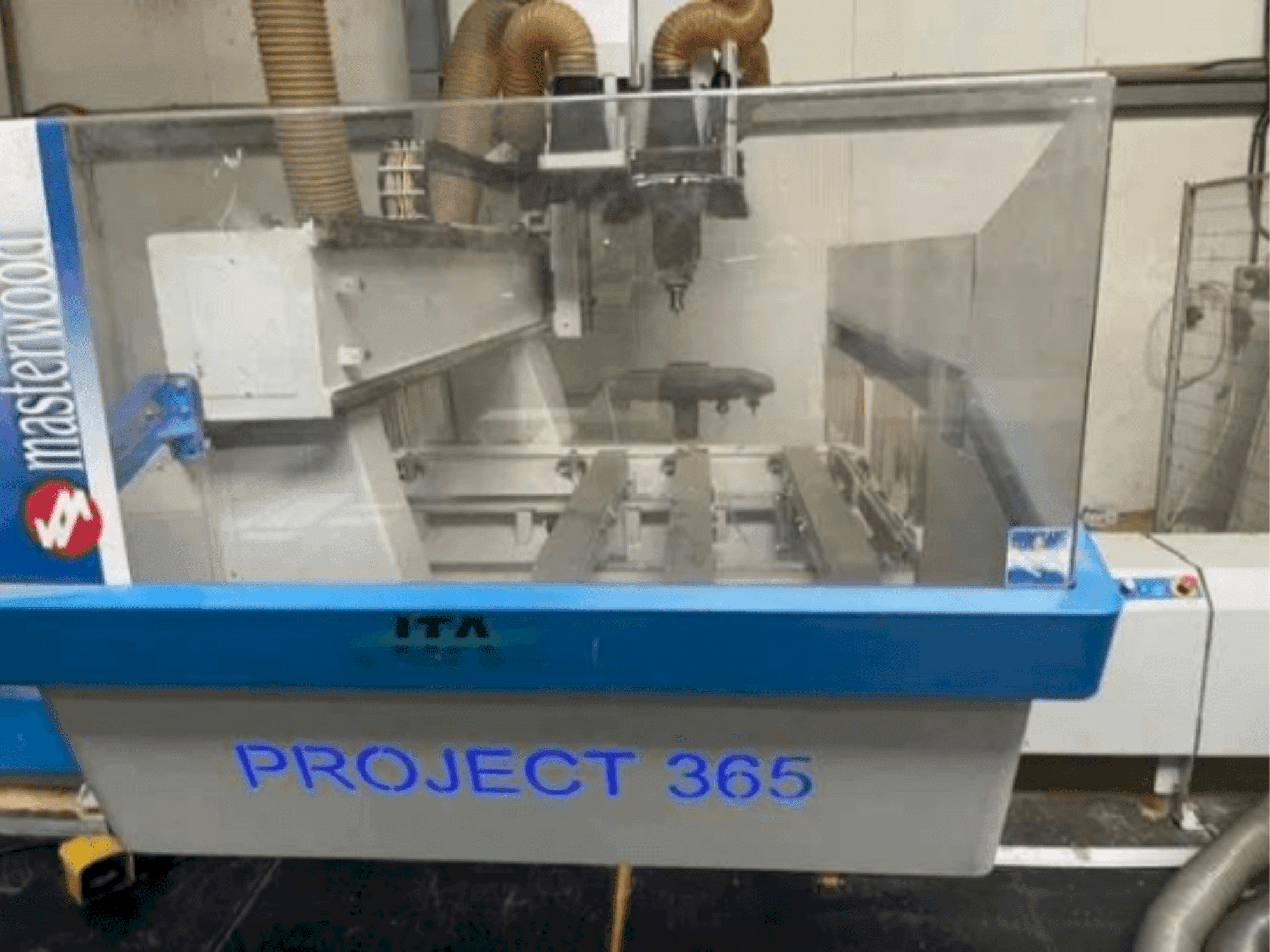 Vue de face de la machine MASTERWOOD Project 365