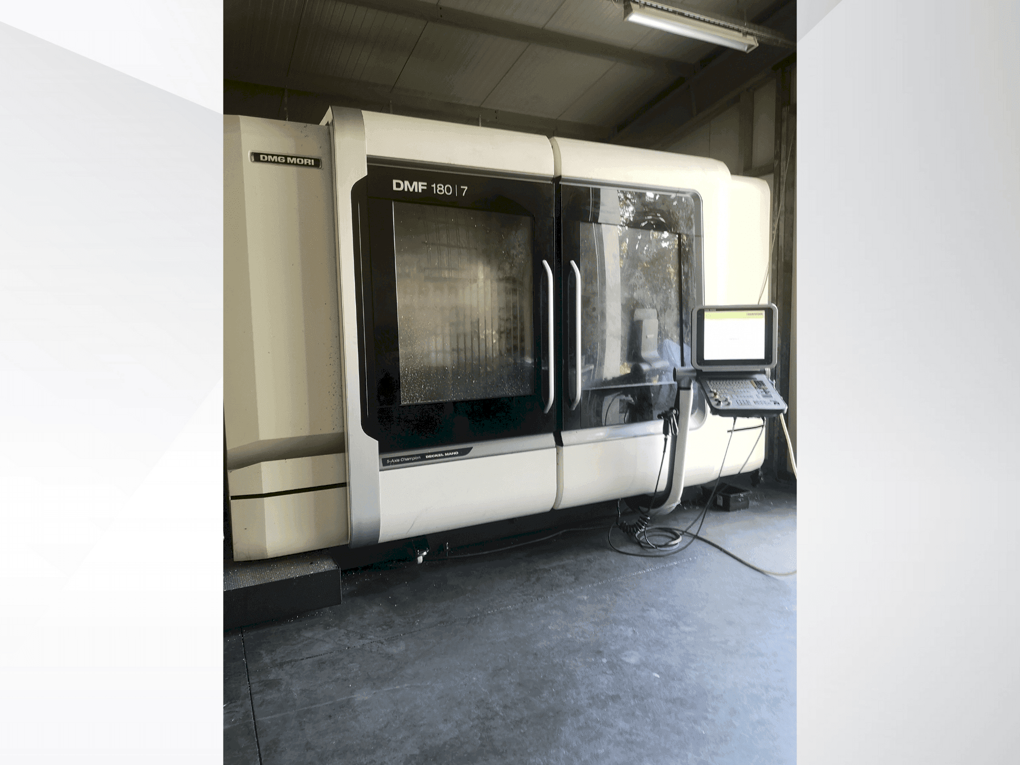 Vue de face de la machine DMG MORI DMF 180/7