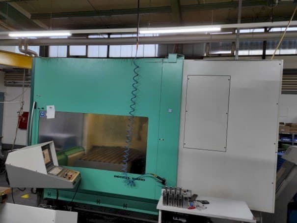 Vue de face de la machine DMG DMU 125 T