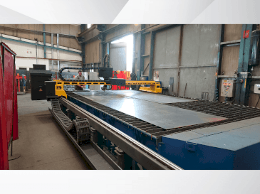Vue de face de la machine AJAN PP 260 A-5T