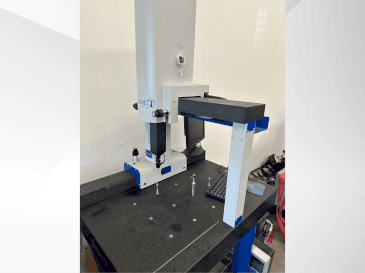 Vue de face de la machine THOME Prazision Prazision 3D Smart man