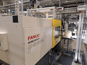 Vue de face de la machine FANUC Roboshot S150iA