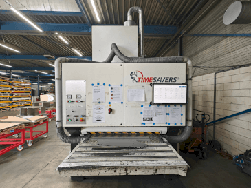 Vue de face de la machine TIMESAVERS 42-serie-1350-RB