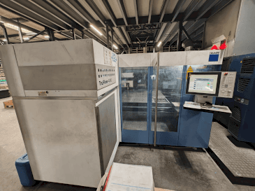 Vue de face de la machine TRUMPF TruLaser 3030