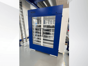 Vue latérale de la machine RÖDERS RCS2