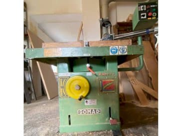 Vue de face de la machine GOMAD DFDA-3