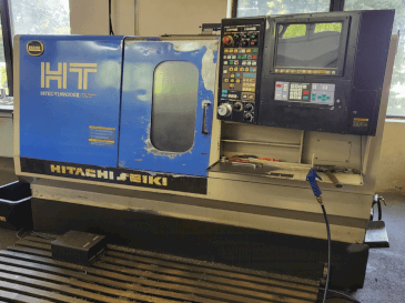 Vue de face de la machine HITACHI SEIKI HT 20SII