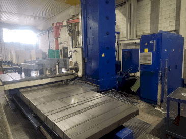 Vue de face de la machine TOS WHN 13.8