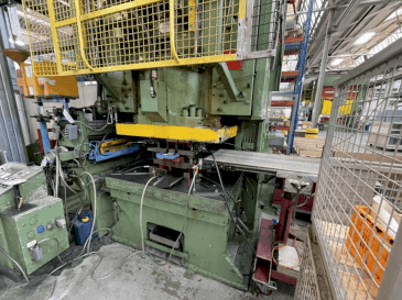 Vue de face de la machine ERFURT PEEX 2 315/1400x880/20-160