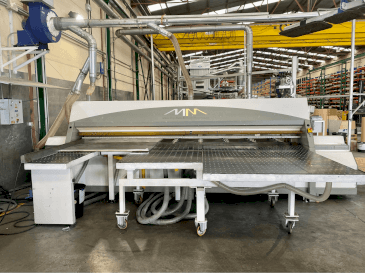 Vue de face de la machine MACMAZZA Top Saw