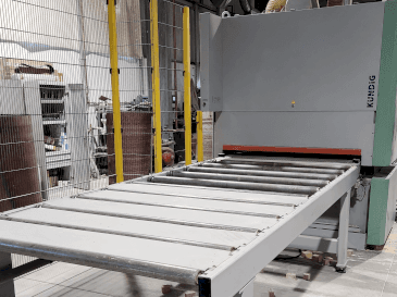 Vue de face de la machine Kundig Premium-2 1350-RG