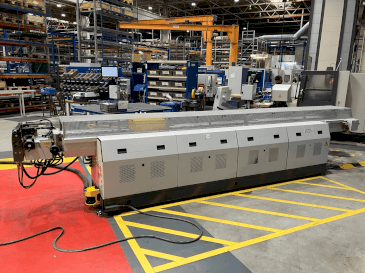 Vue de face de la machine TRACTO-TECHNIK Tubotron 30 CNC