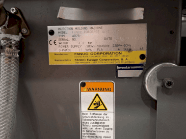 Vue de face de la machine FANUC Roboshot S100iA