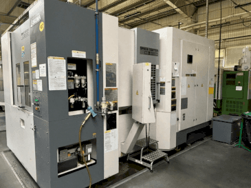 Vue de face de la machine Okuma MB 5000H