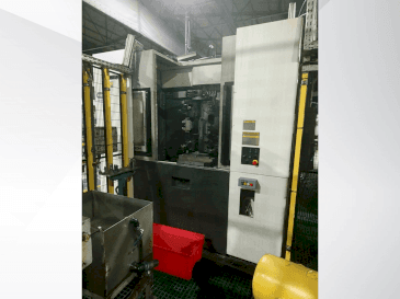 Vue de face de la machine Okuma MB-5000H