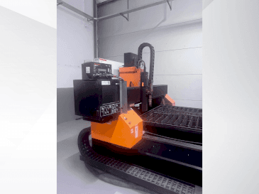 Vue de face de la machine ERMAKSAN ER 4000