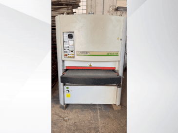 Vue de face de la machine BIESSE Levia 110