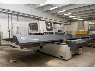 Vue latérale gauche de la machine Tecnology HACO Q5 (2014)