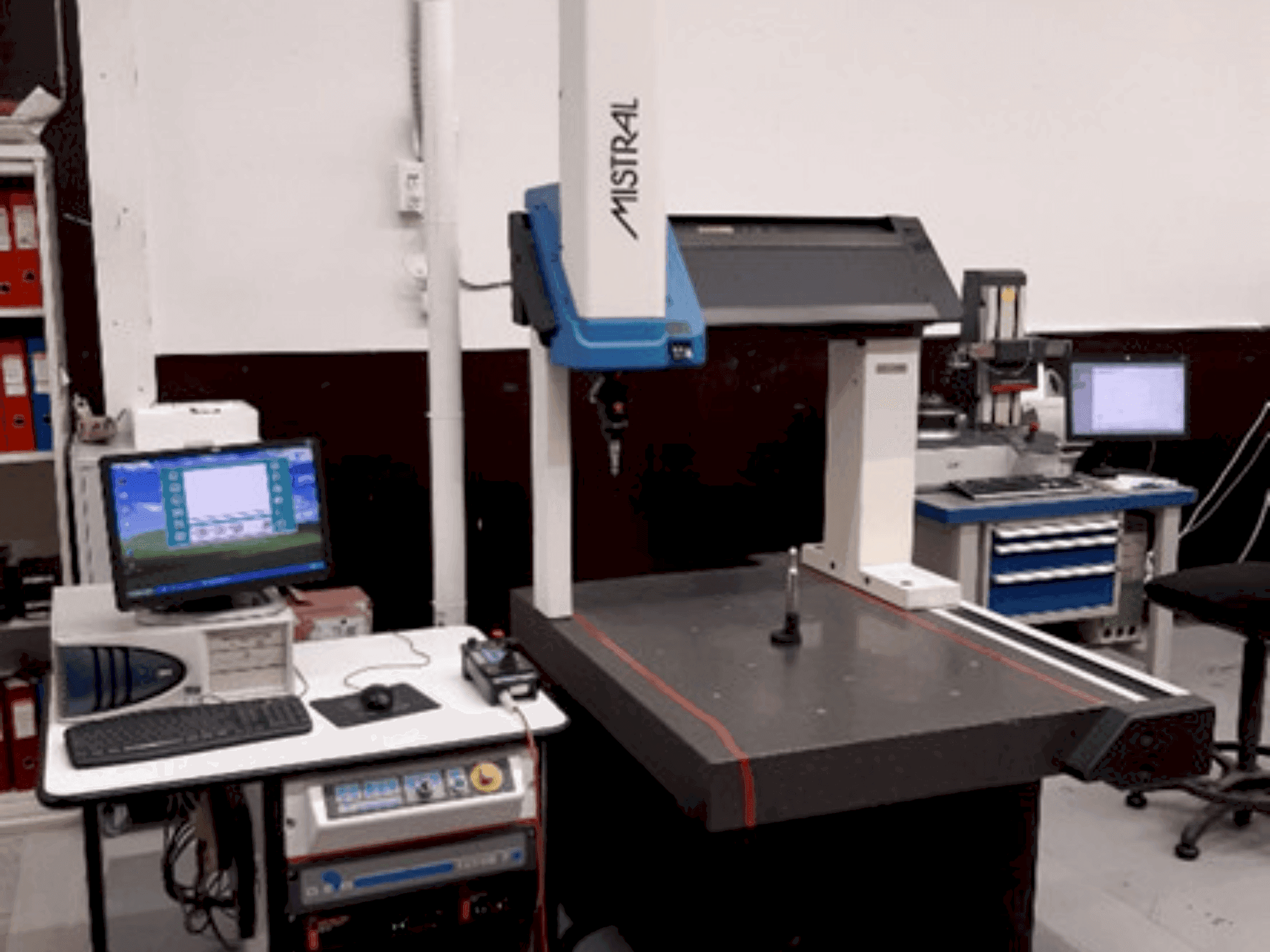 Vue de face de la machine DEA Mistral 070705