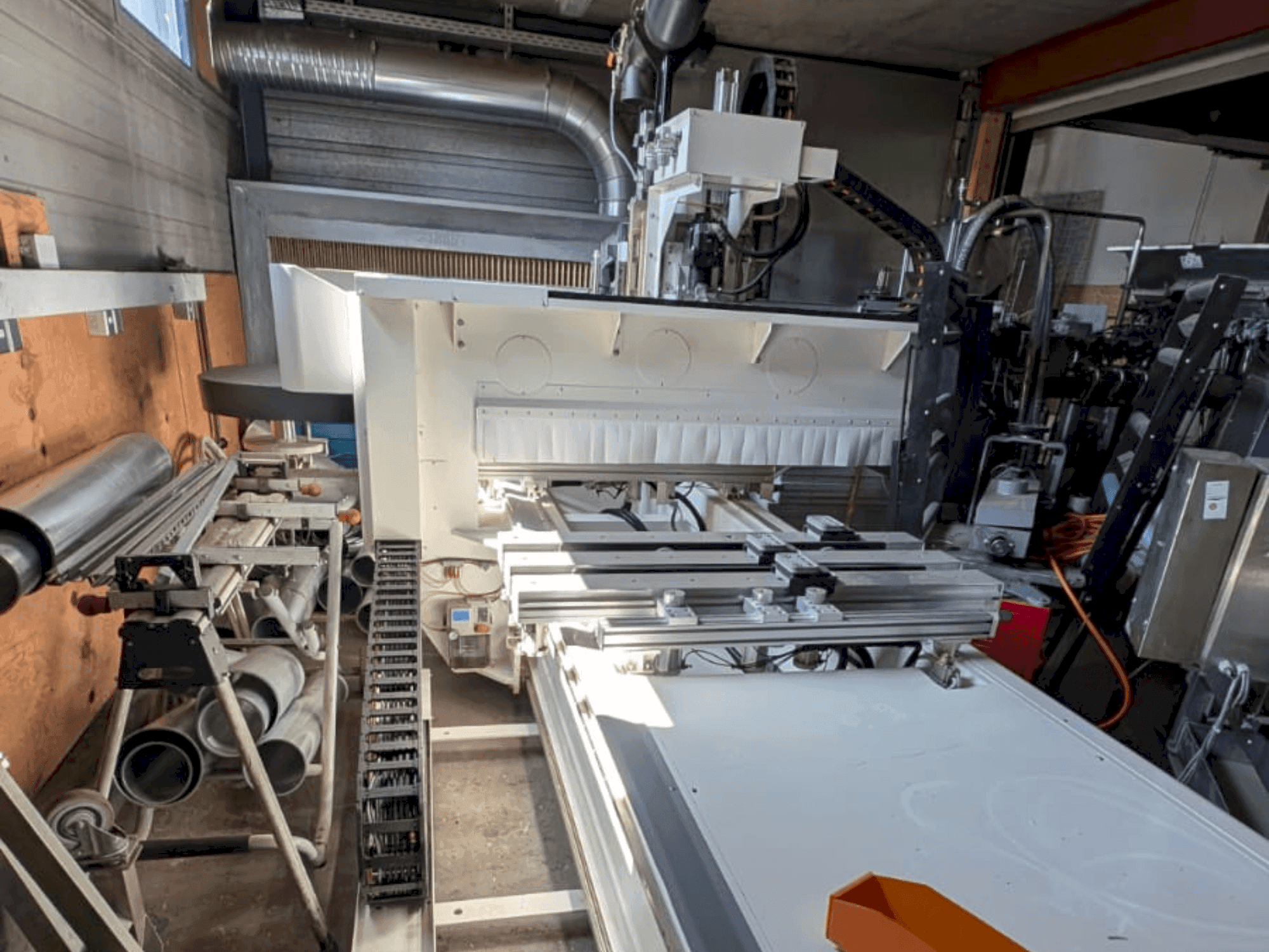 Vue de face de la machine EXCITECH MCA-03H-01-1225